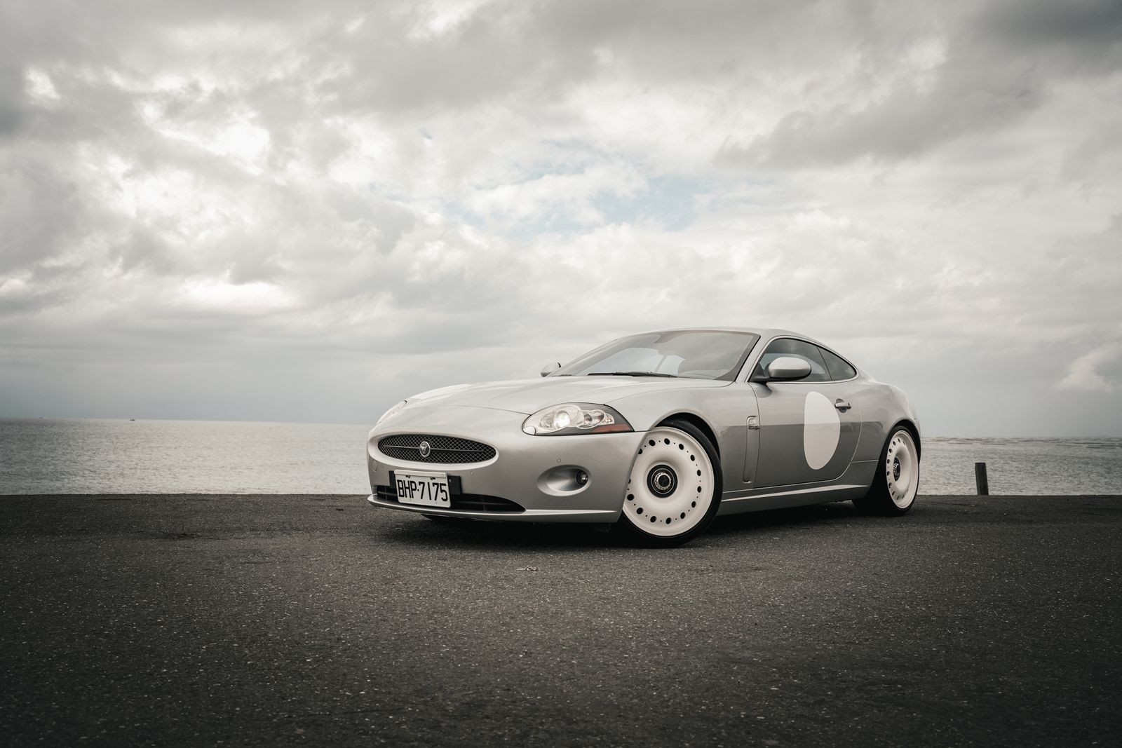 Jaguar XK X150 on Jaeges RJ wheels